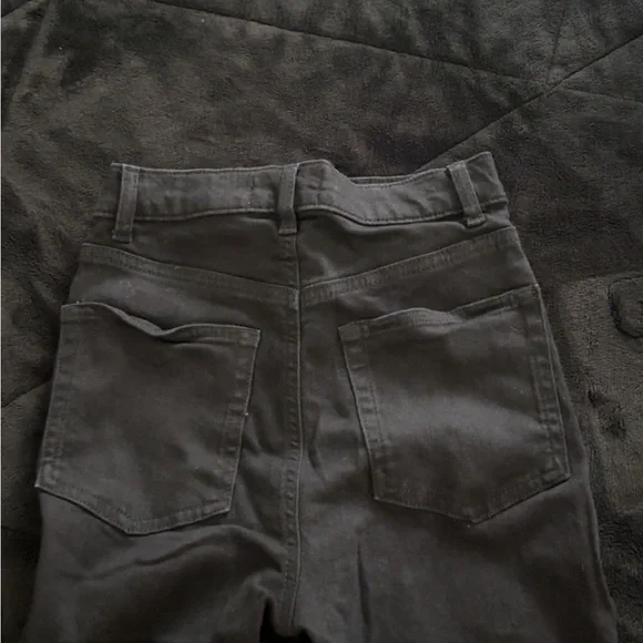 Reformation Harper Jean in Black - Picture 5 of 7